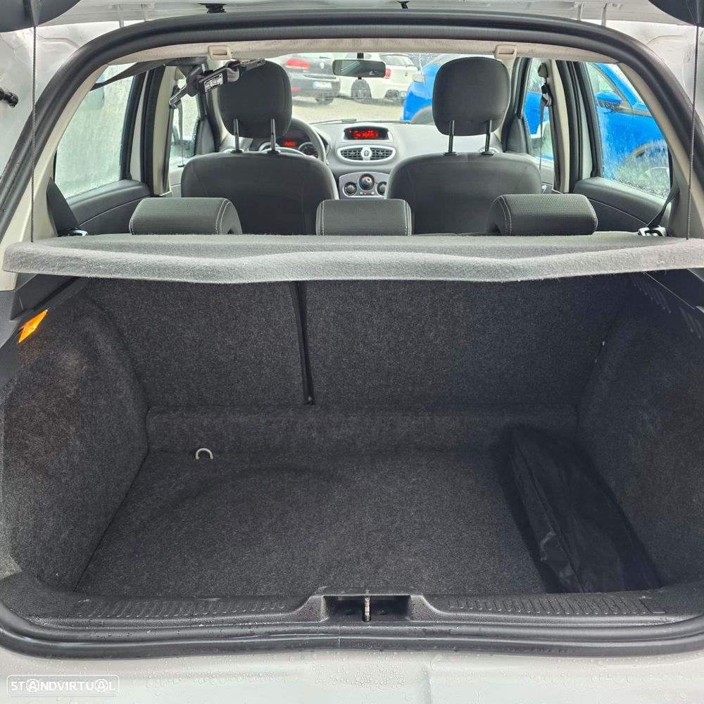 Renault Clio 1.5 dCi Dynamique S - 28