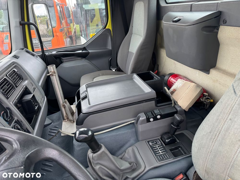 Renault Kerax Wywrotka Tylko 93 tys km SPECJALNY Solarka Piaskarka Czołownica - 18