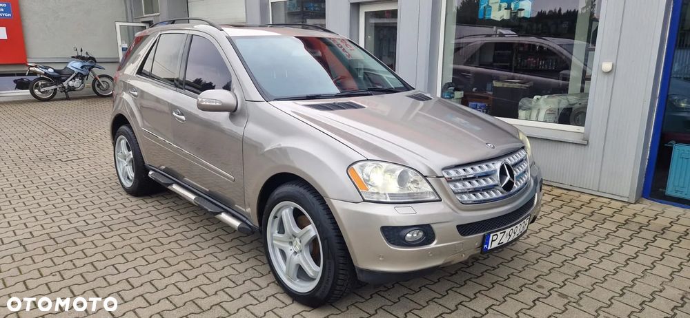 Mercedes-Benz ML 500 4-Matic - 2