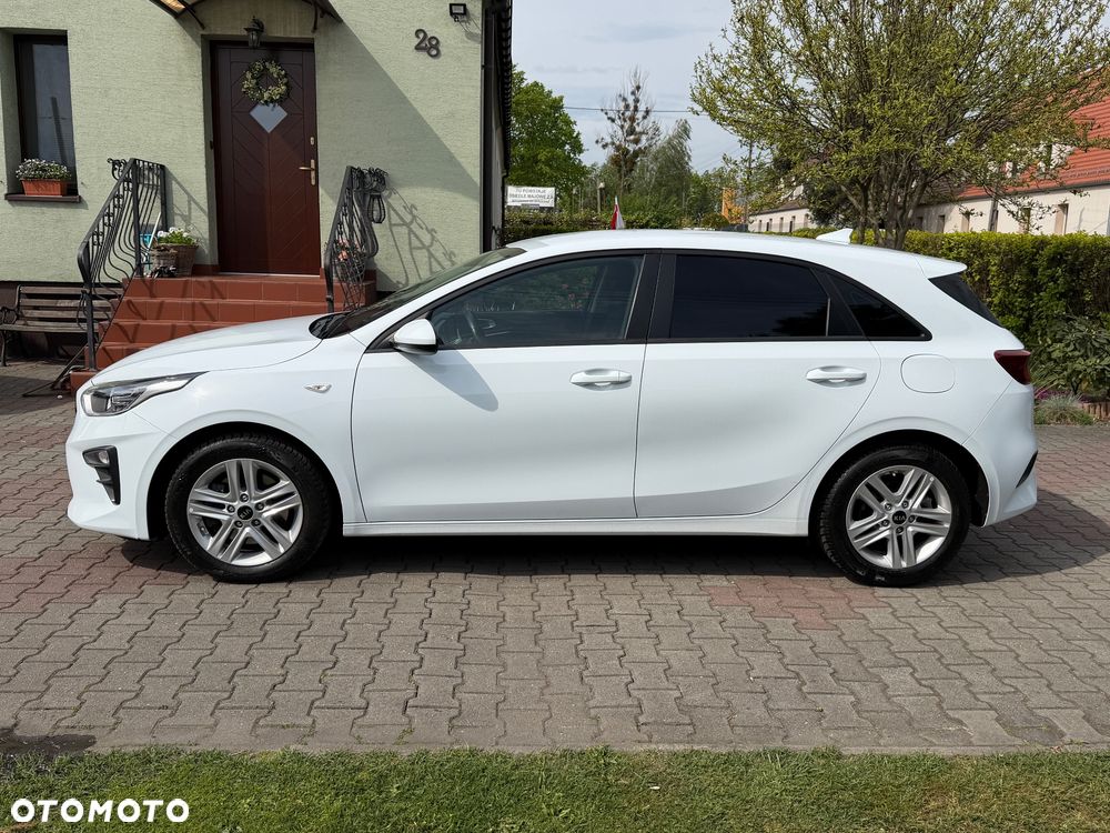 Kia Ceed 1.4 L Business Line Plus - 2