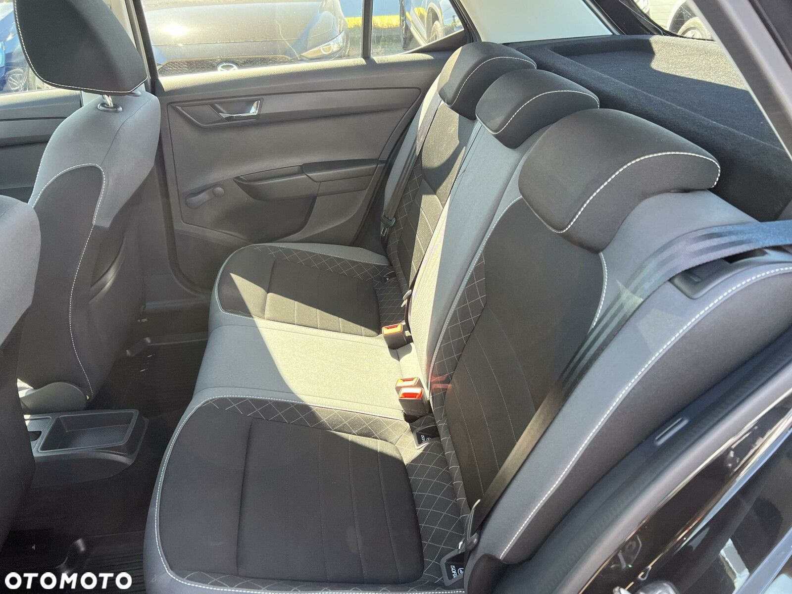 Skoda Fabia 1.0 TSI Ambition - 11