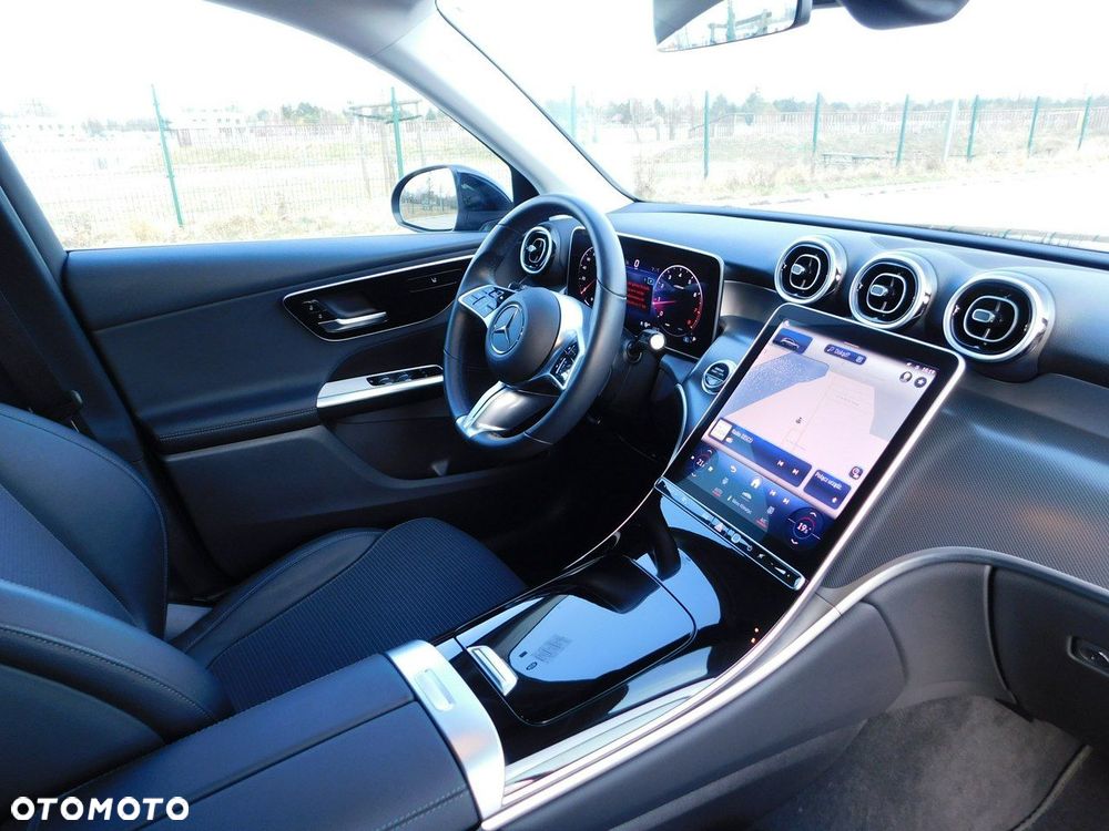 Mercedes-Benz GLC - 16