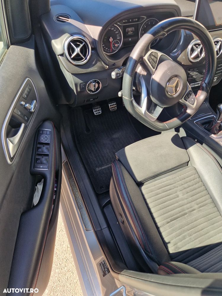 Mercedes-Benz B 180 AMG Line - 11