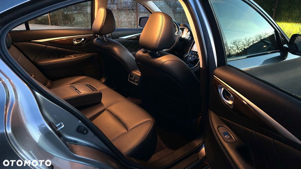 Infiniti Q50 Q50(S) 3.0t Sport - 24