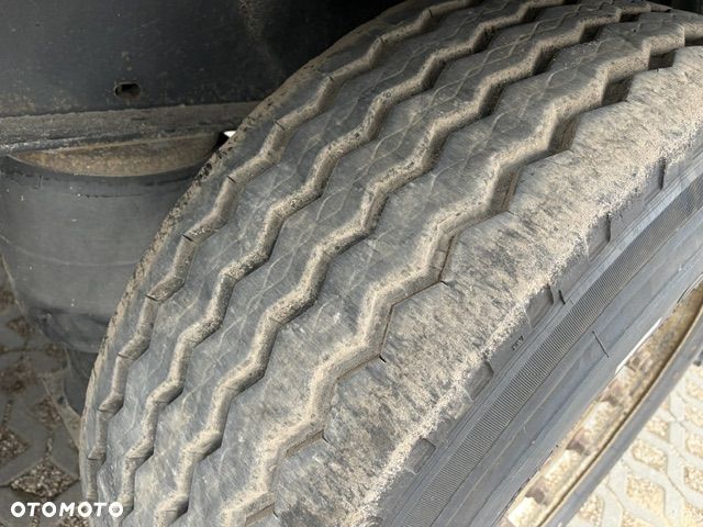 Kögel Kurtyna, SAF, oś podnoszona, dach podnoszony - 8