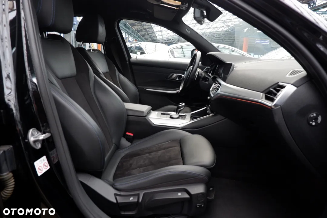 BMW Seria 3 320i xDrive M Sport sport - 6