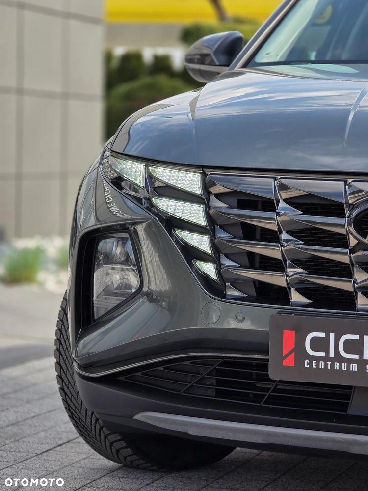 Hyundai Tucson 1.6 T-GDi HEV Executive 2WD - 32