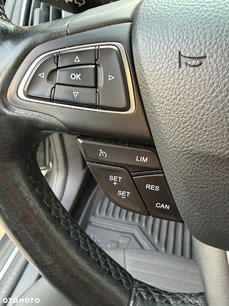 Ford Focus - 27