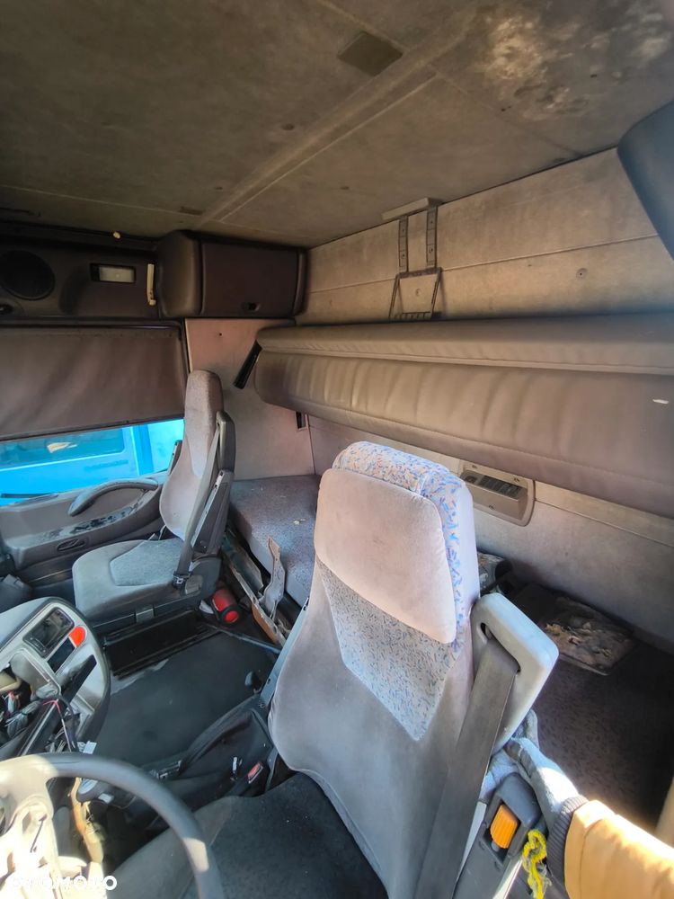 Kabina Renault Premium DXI - 7