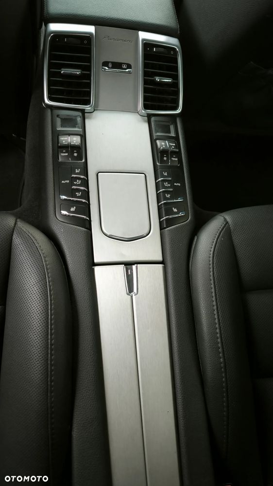 Porsche Panamera PDK Edition - 14