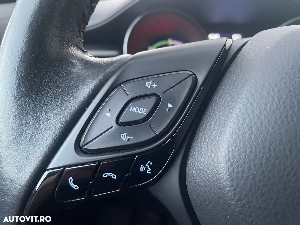 Toyota C-HR 1.8 HSD 122 CP 4x2 CVT Core - 9