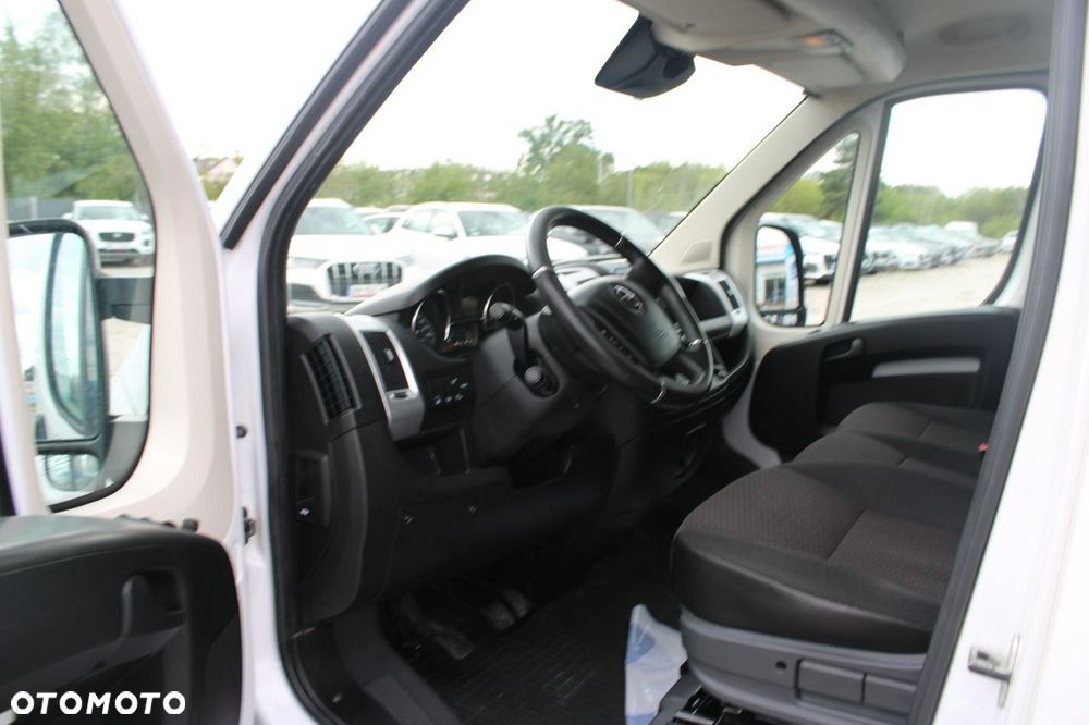 Opel Movano - 11