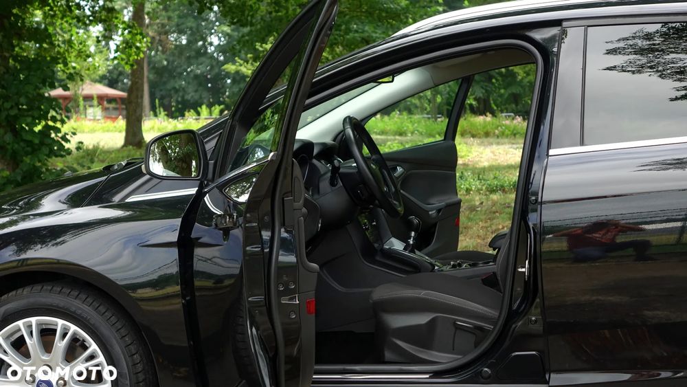 Ford Focus 1.6 EcoBoost Titanium - 5