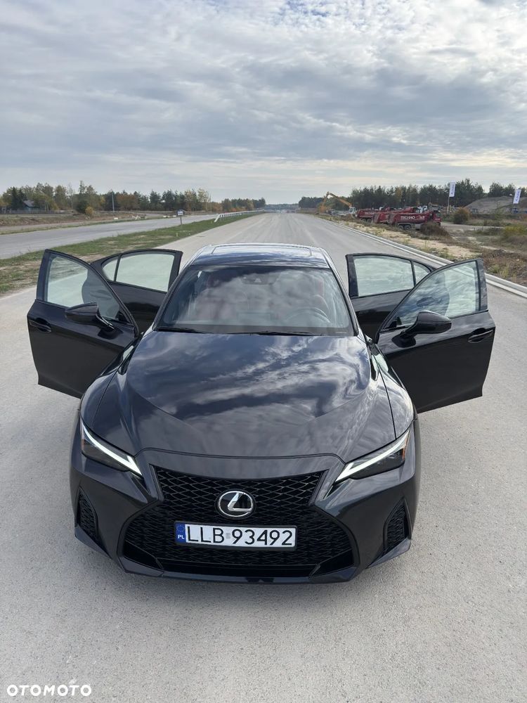 Lexus IS F - 8