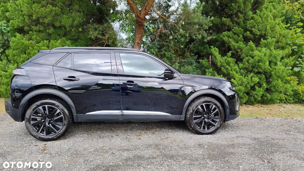 Peugeot 2008 1.2 PureTech GT S&S EAT8 - 5