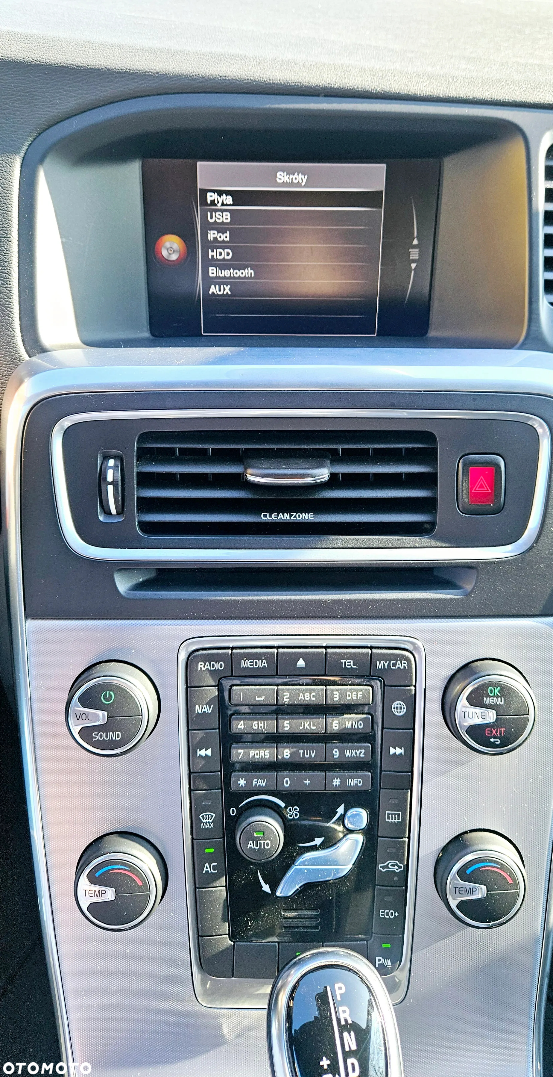 Volvo V60 D2 Drive-E Dynamic Edition (Kinetic) - 9