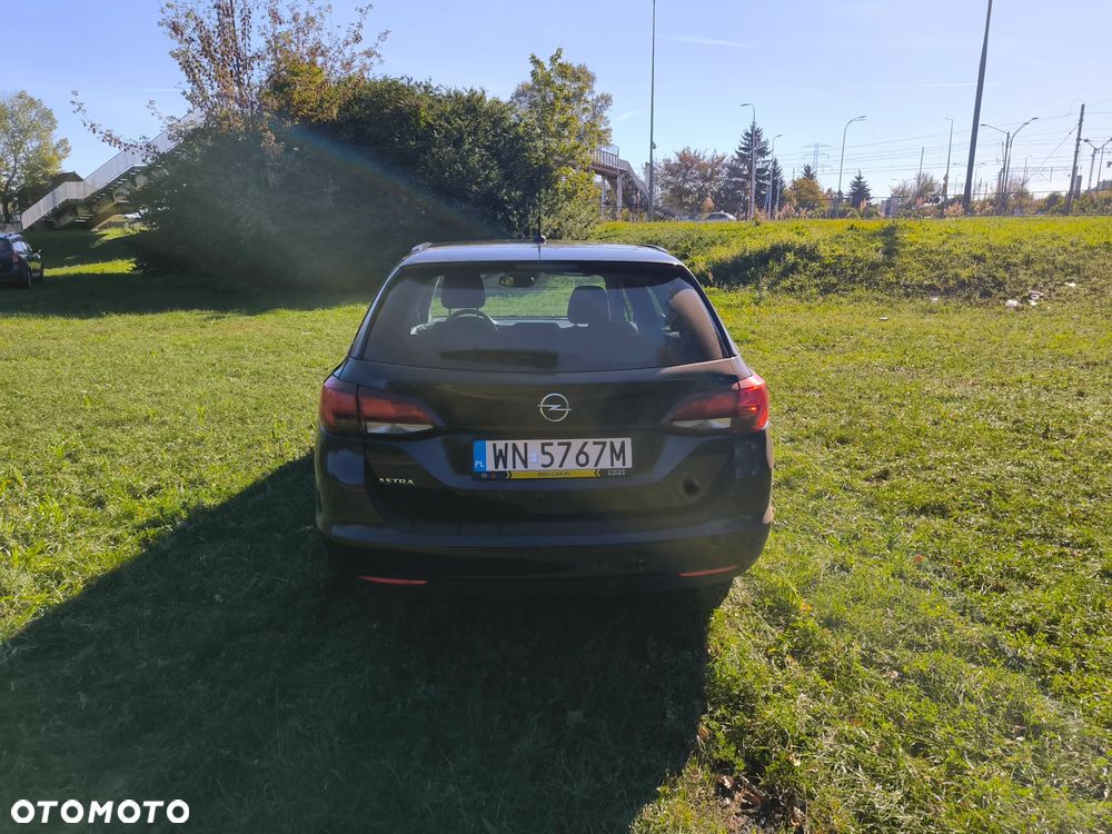 Opel Astra V 1.5 CDTI Edition S&S - 9