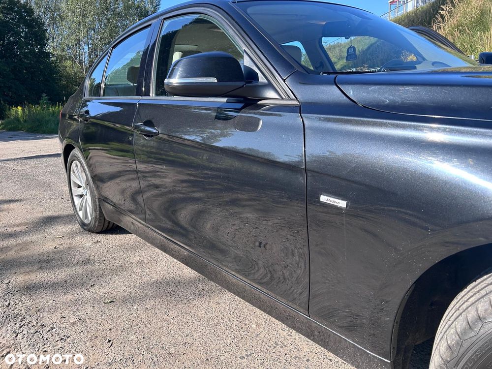 BMW Seria 3 320i - 22