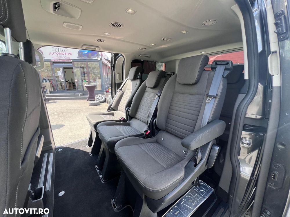 Ford Tourneo Custom - 10