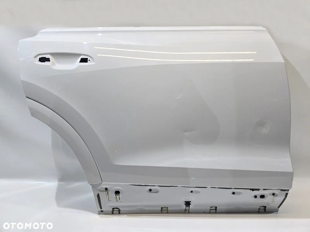 drzwi tył prawy prawe audi q9 19r