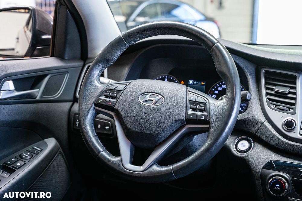 Hyundai Tucson 2.0 CRDI 4WD Automatik Premium - 14