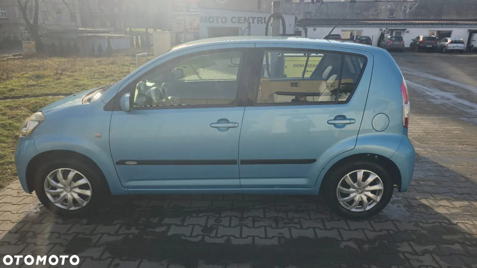 Daihatsu Sirion 1.3 - 10