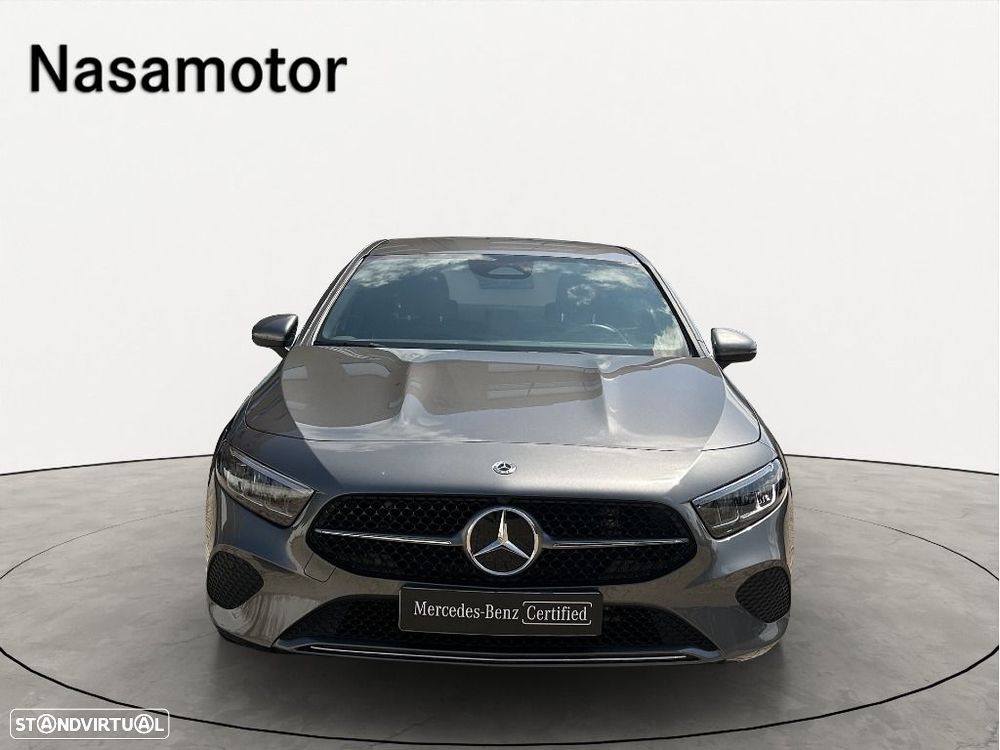 Mercedes-Benz A 180 d — fotografia 6