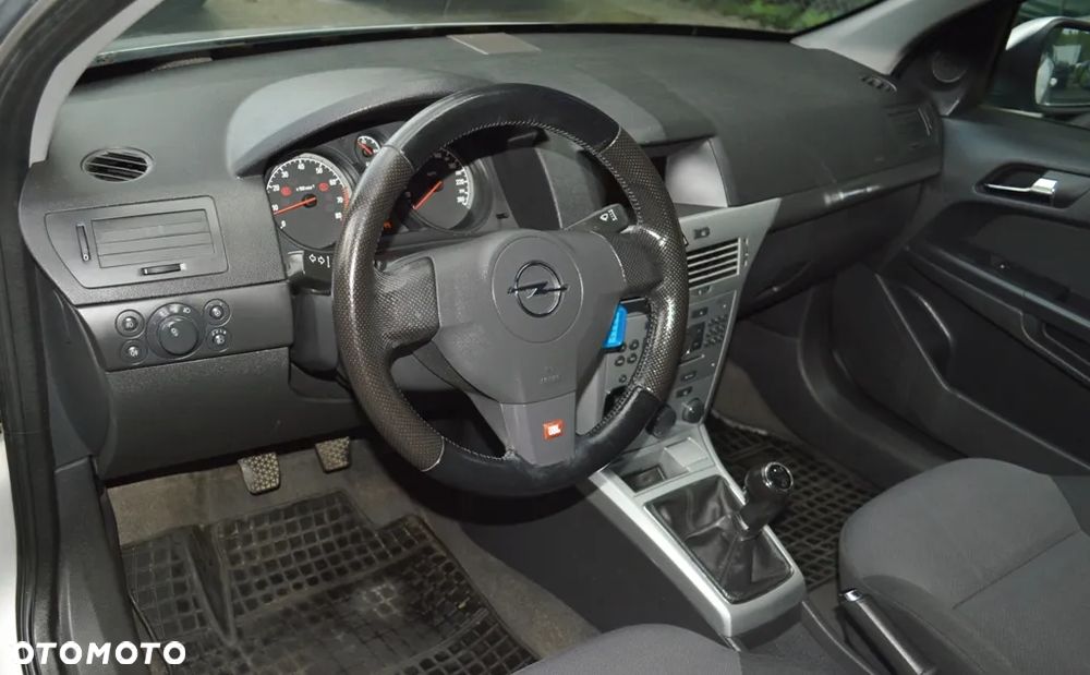 Opel Astra 1.4 Start - 30