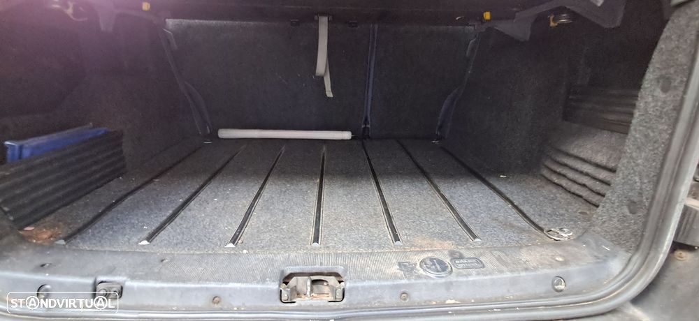 Fiat Palio Weekend 75 - 11