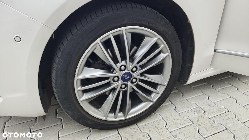 Ford Mondeo - 21