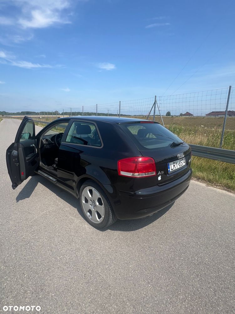 Audi A3 Sportback - 3