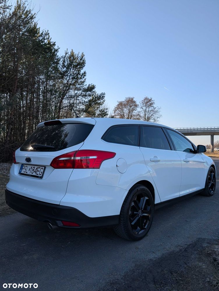 Ford Focus - 8