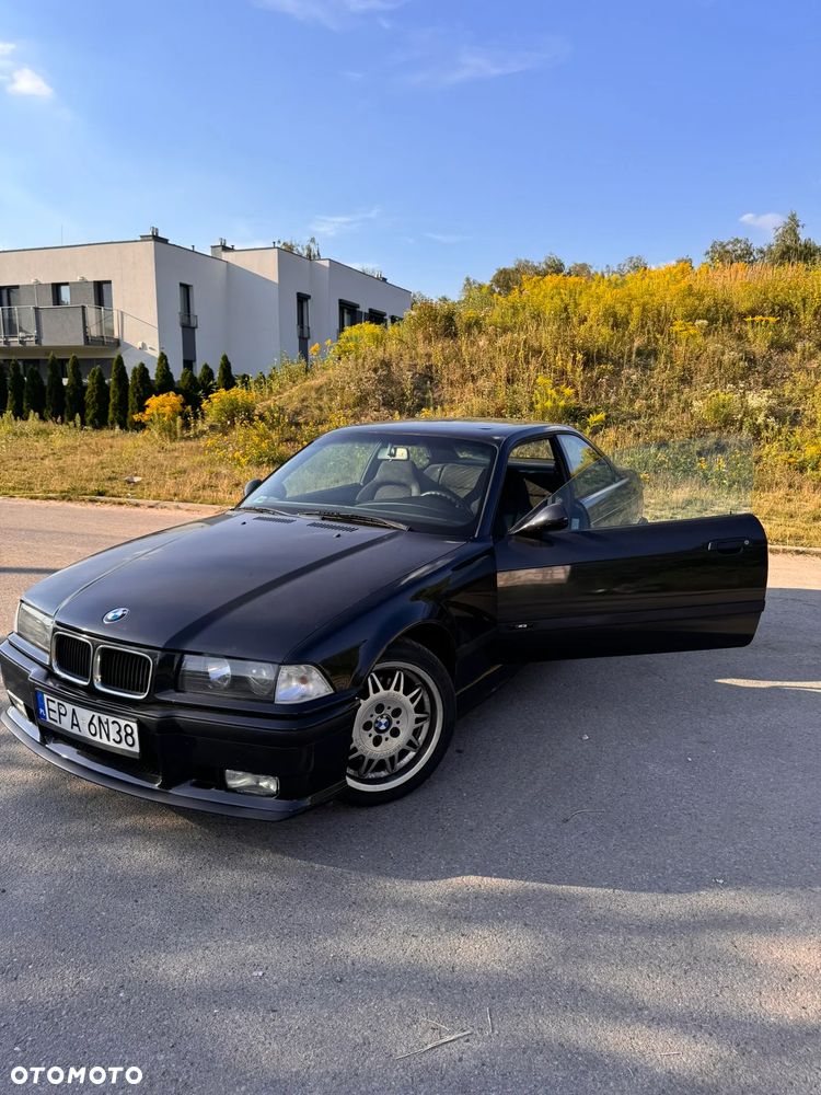 BMW M3 Standard - 1