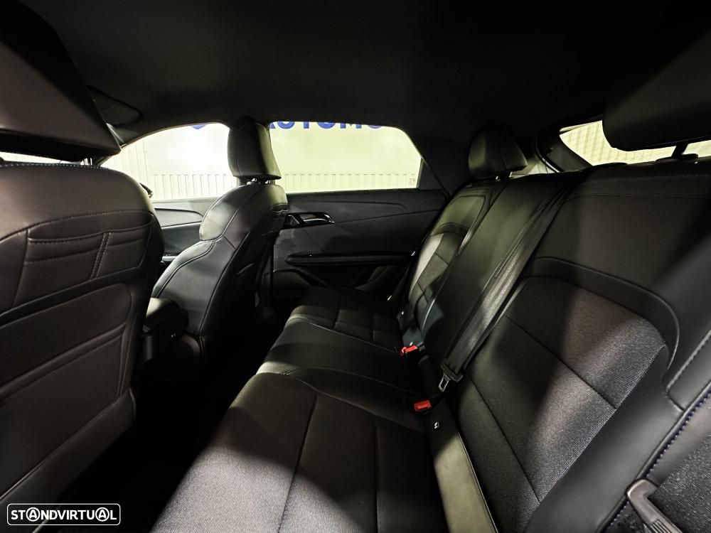 MG MG4 64 kWh Luxury - 10
