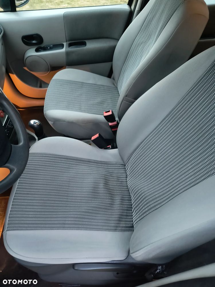 Renault Modus 1.4 16V Alize - 8