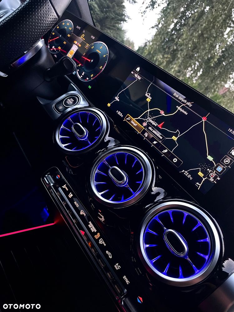 Mercedes-Benz GLB 200 d 8G-DCT Edition AMG Line - 35