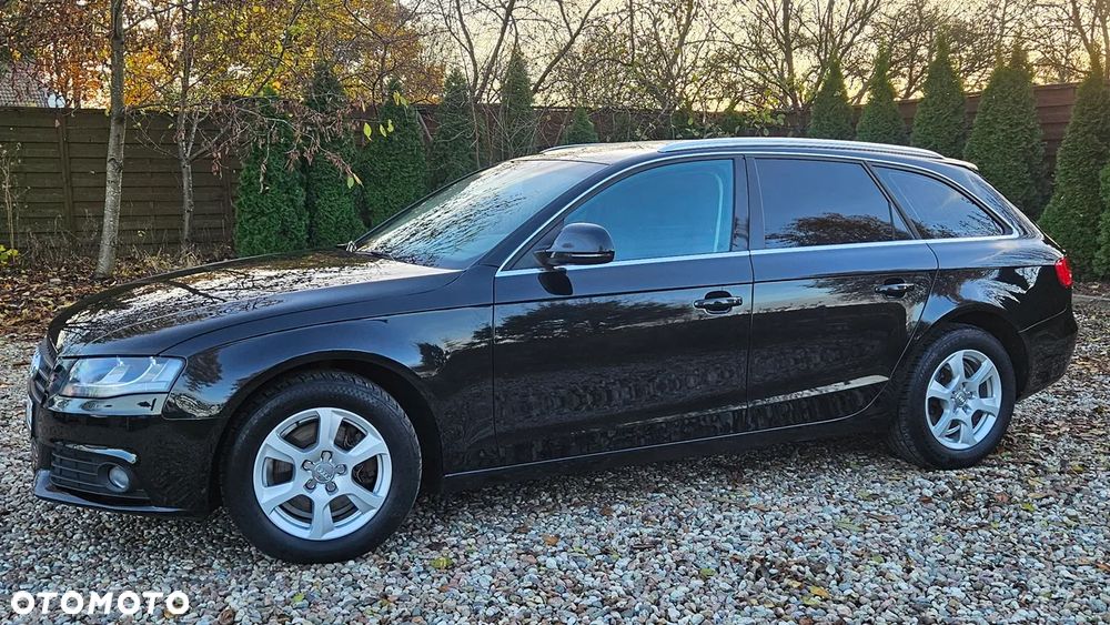 Audi A4 Avant - 4