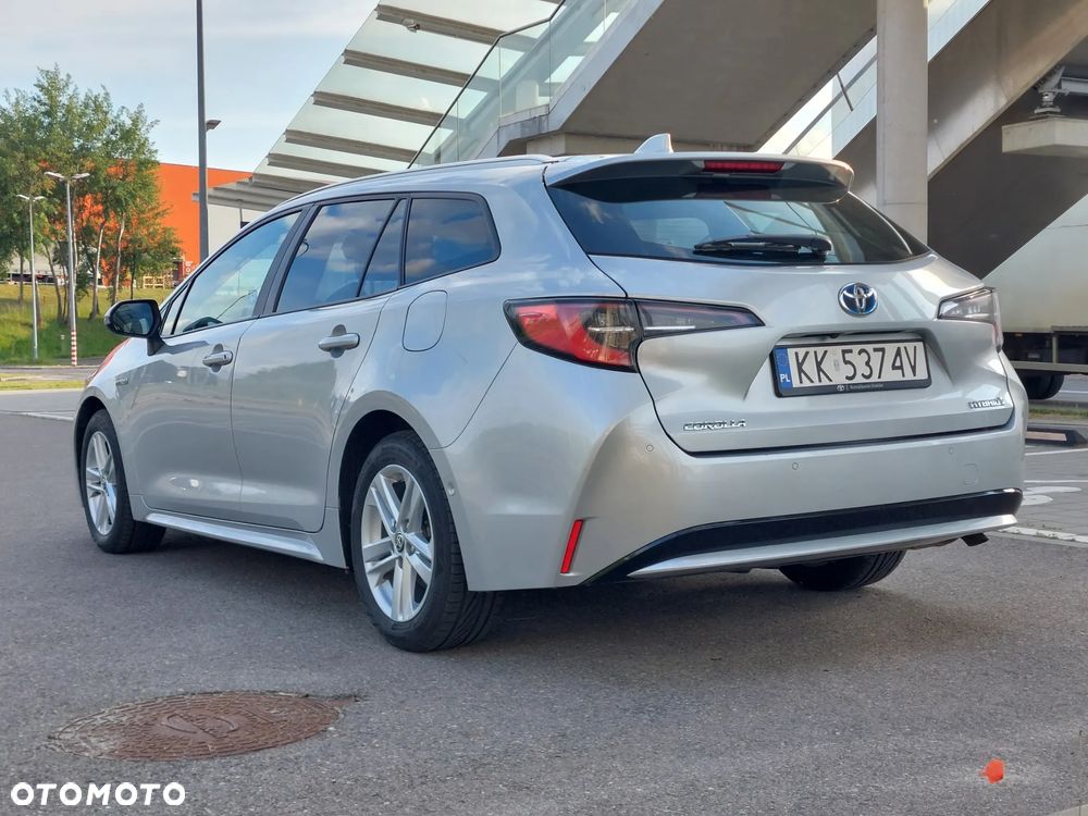 Toyota Corolla 1.8 Hybrid Comfort - 4