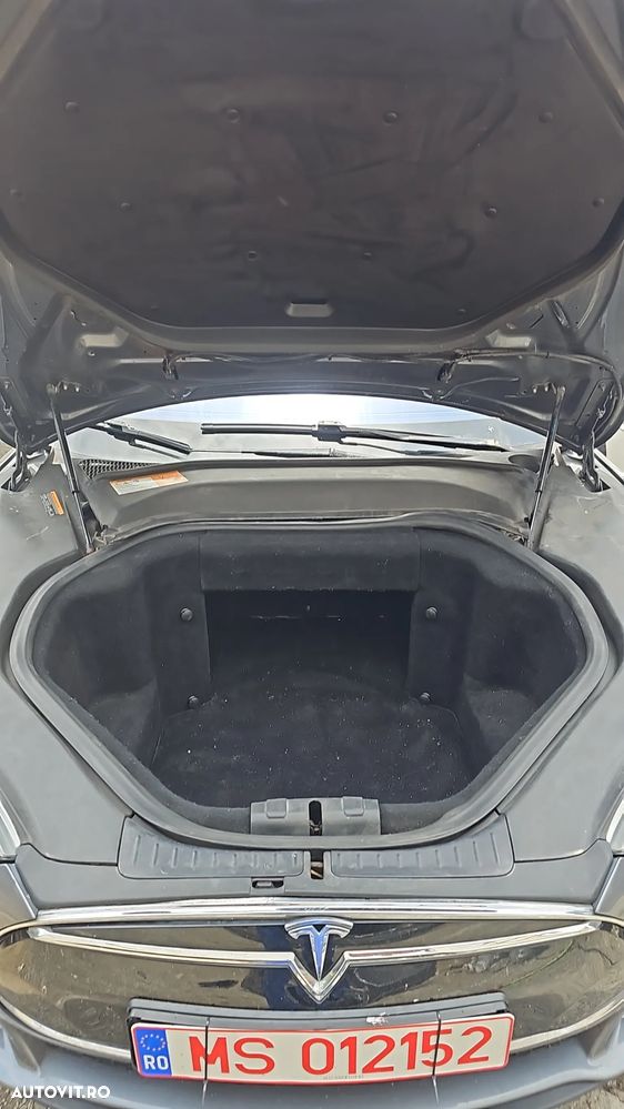 Tesla Model S Standard - 11