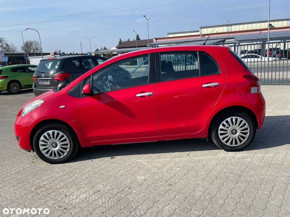 Toyota Yaris 1.0 VVT-i Team - 13