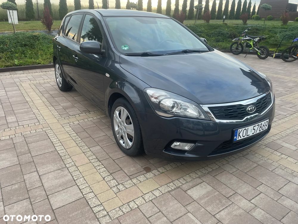 Kia Ceed 1.4 CVVT Spirit - 10