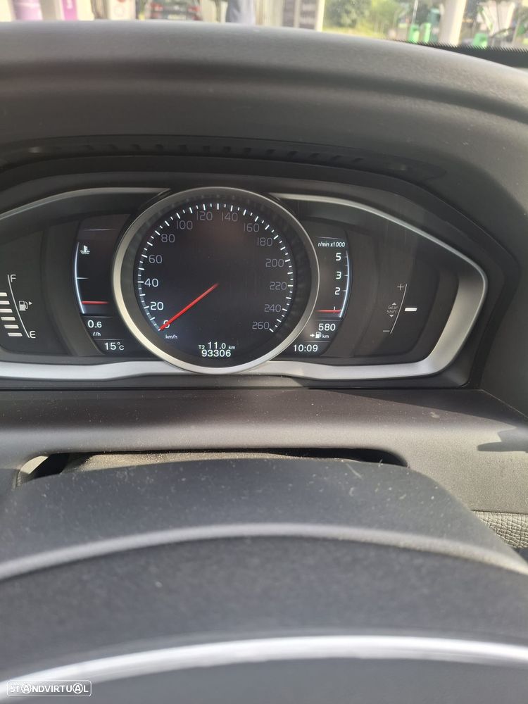 Volvo XC 60 2.0 D4 VOR - 7