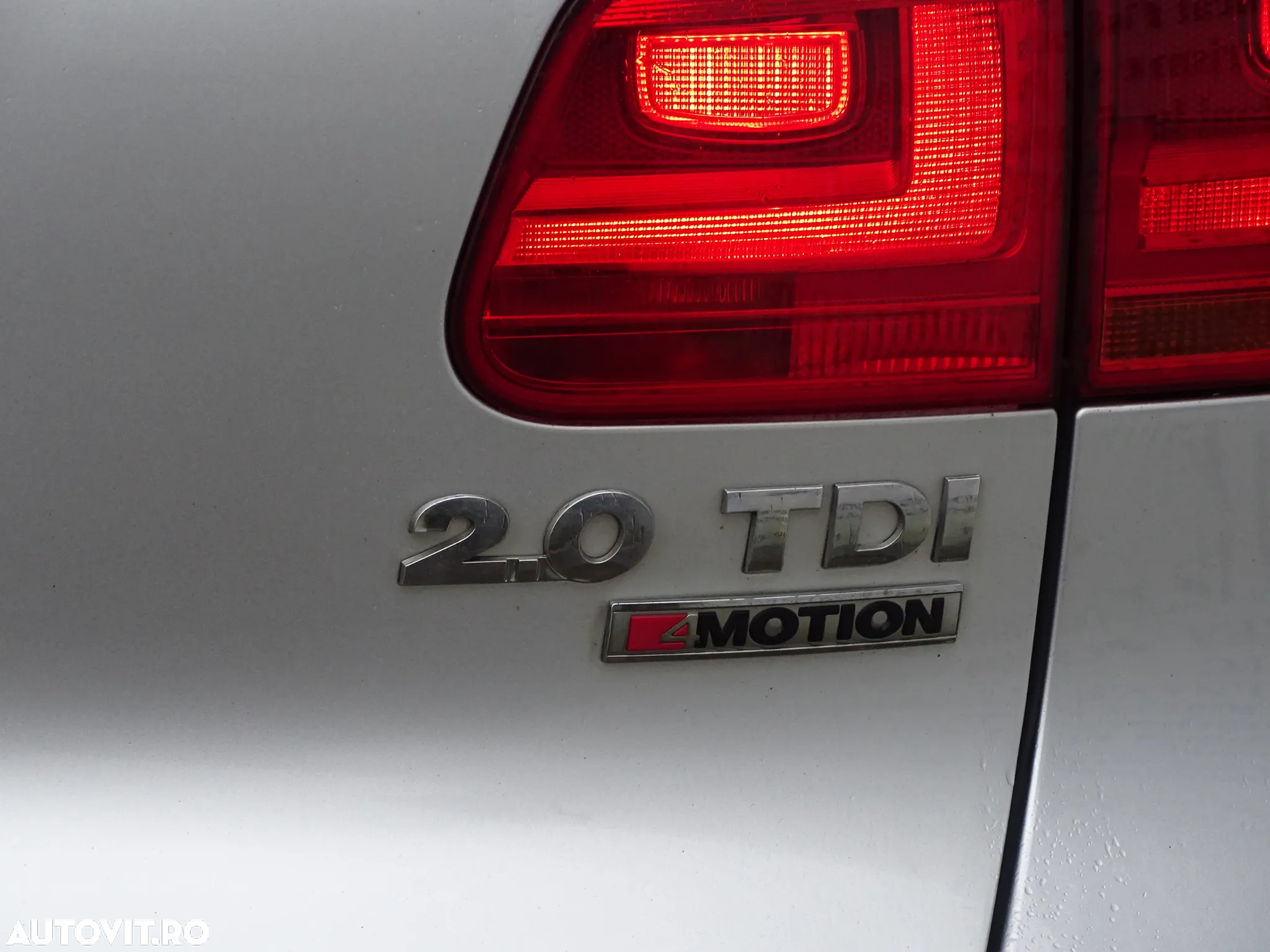 Volkswagen Tiguan 2.0 TDI SCR 4MOTION BlueMotion Technology Lounge Sport & Style - 7