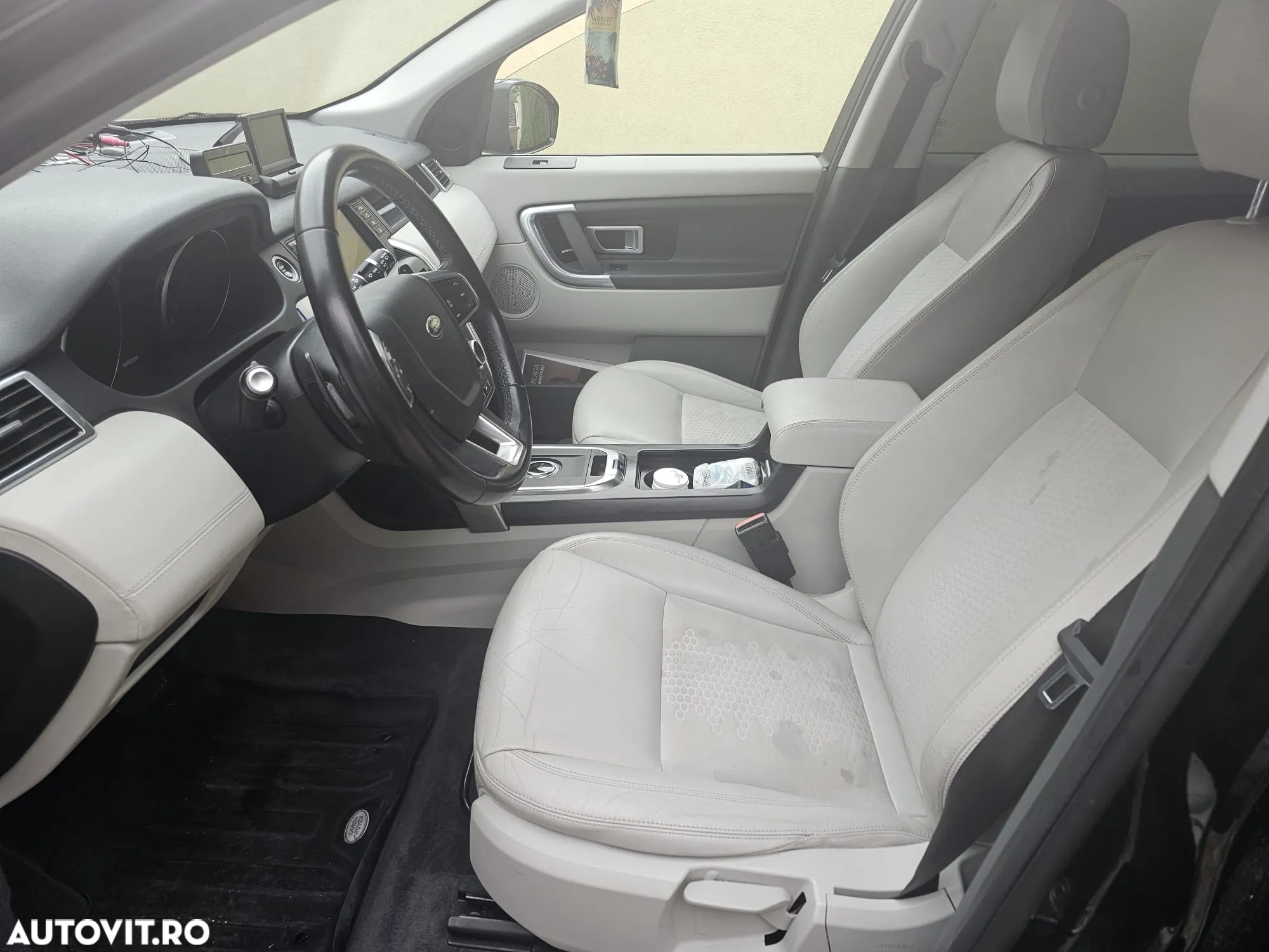 Land Rover Discovery - 21