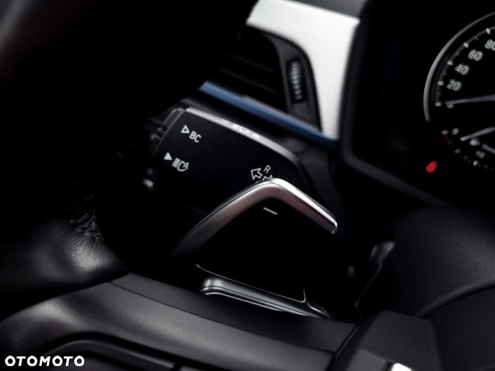 BMW X1 xDrive20d M Sport sport - 28