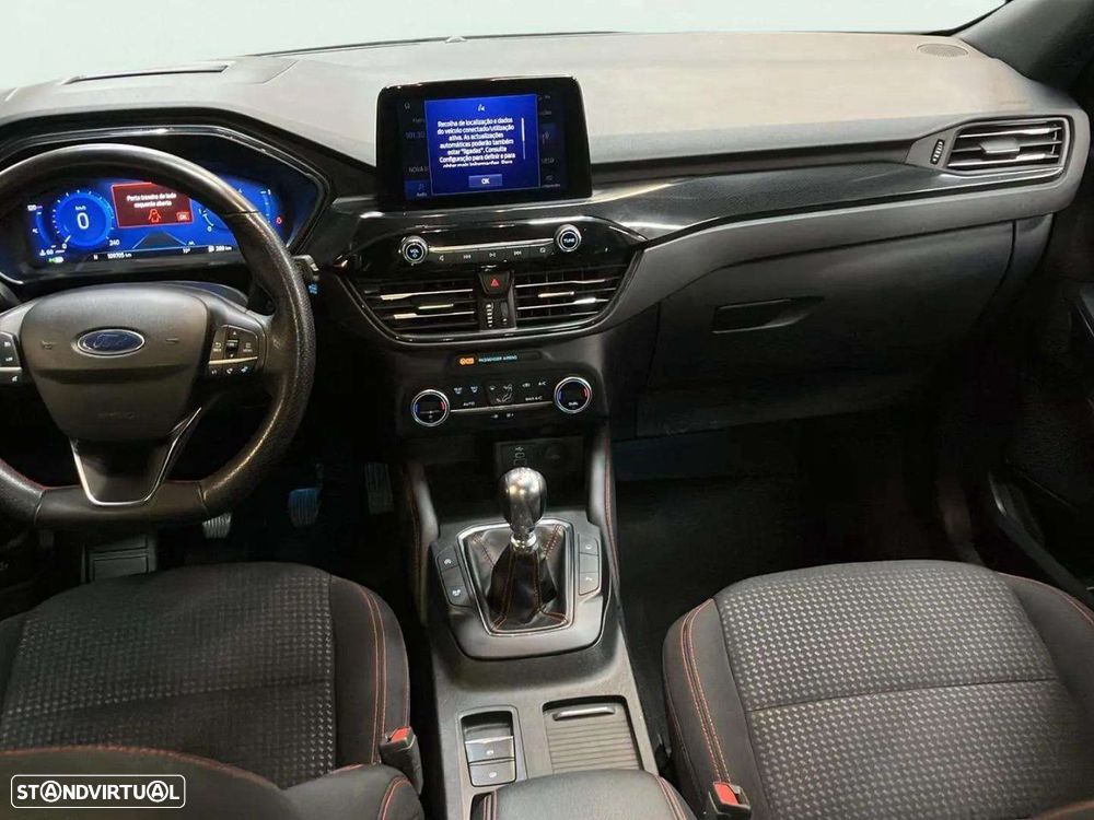 Ford Kuga 1.5 TDCi EcoBlue ST-Line - 9