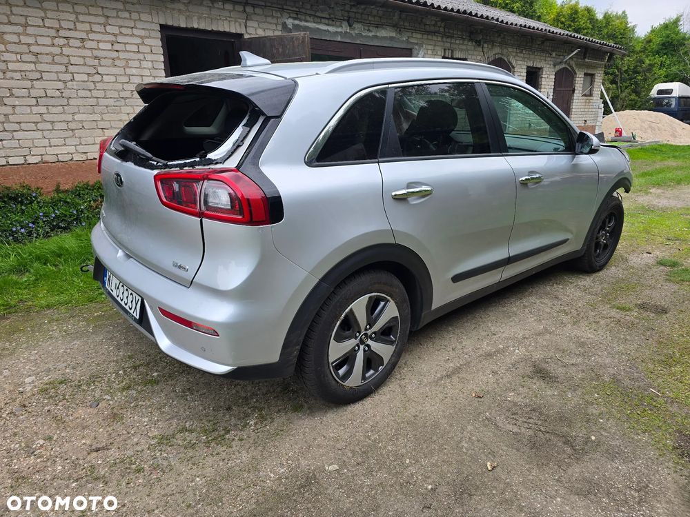 Kia Niro 1.6 GDI 2WD Edition 7 - 12