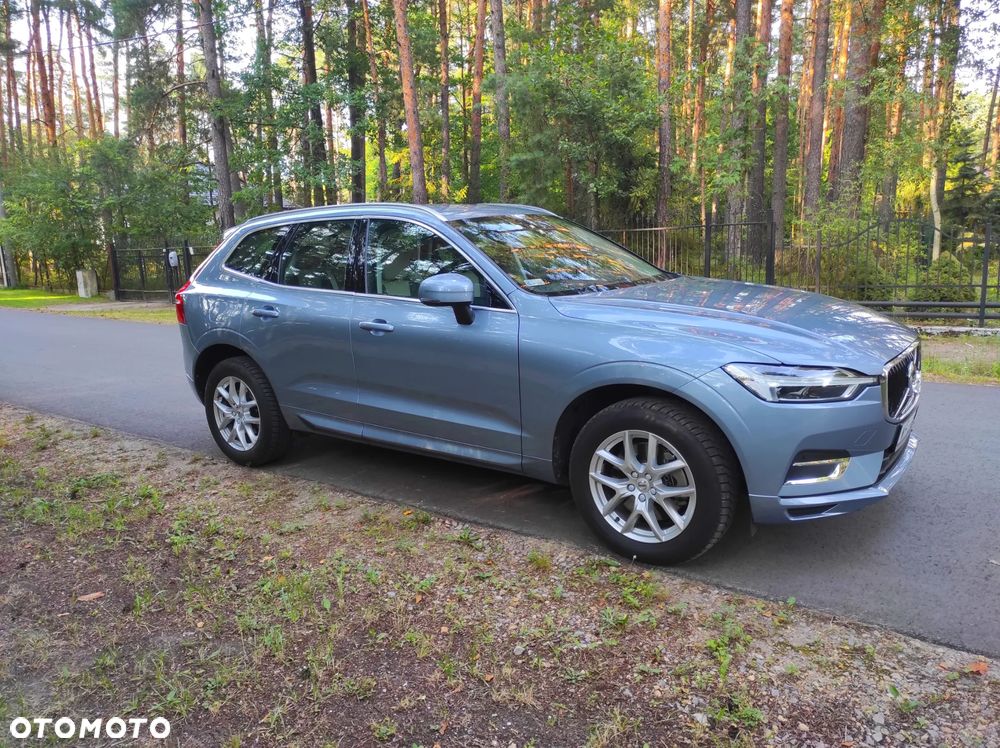 Volvo XC 60 B4 D AWD Momentum Pro - 2