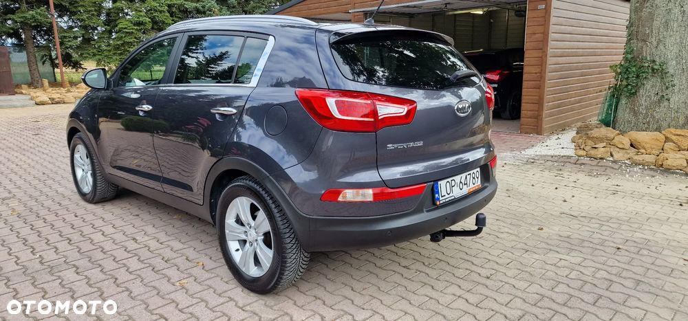 Kia Sportage 1.6 GDI 2WD Dream-Team Edition - 4
