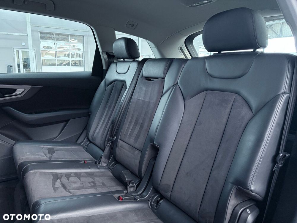 Audi Q7 - 26